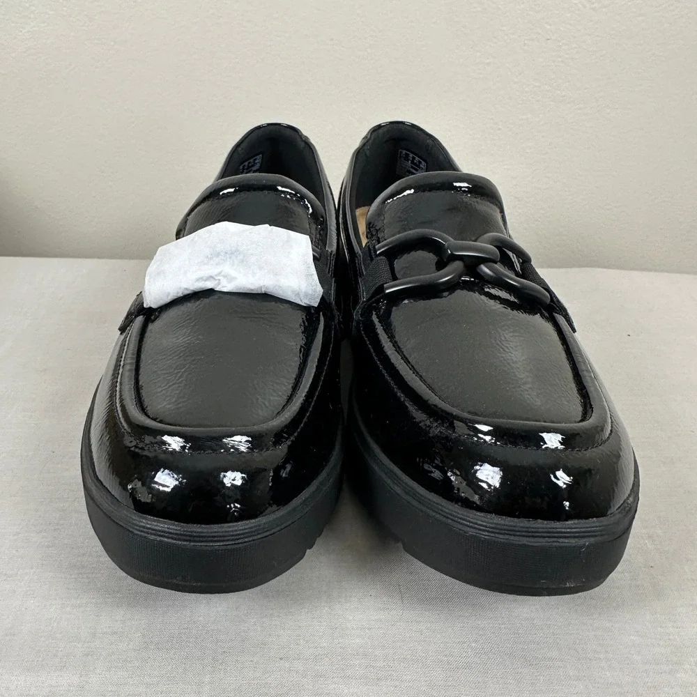 Clarks Women's 10 Zylah Top Loafer Black Crinkle Patent Platform Chain Wedge NEW